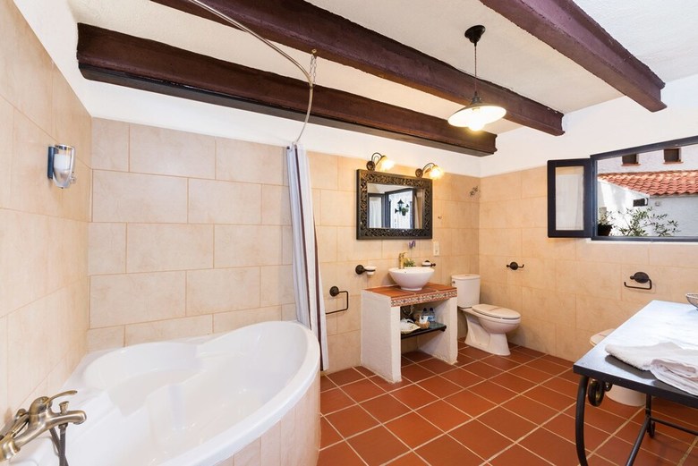 Hotel Comarquinal Bioresort Pened�s