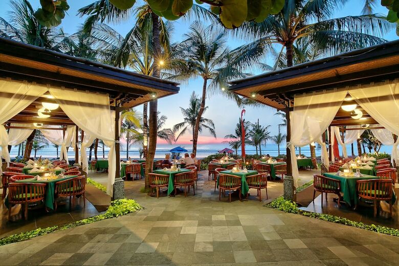Hotel Legian Beach Villas