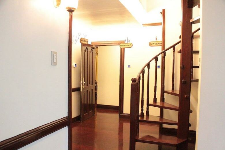 Hotel F8 Bed And Breakfast