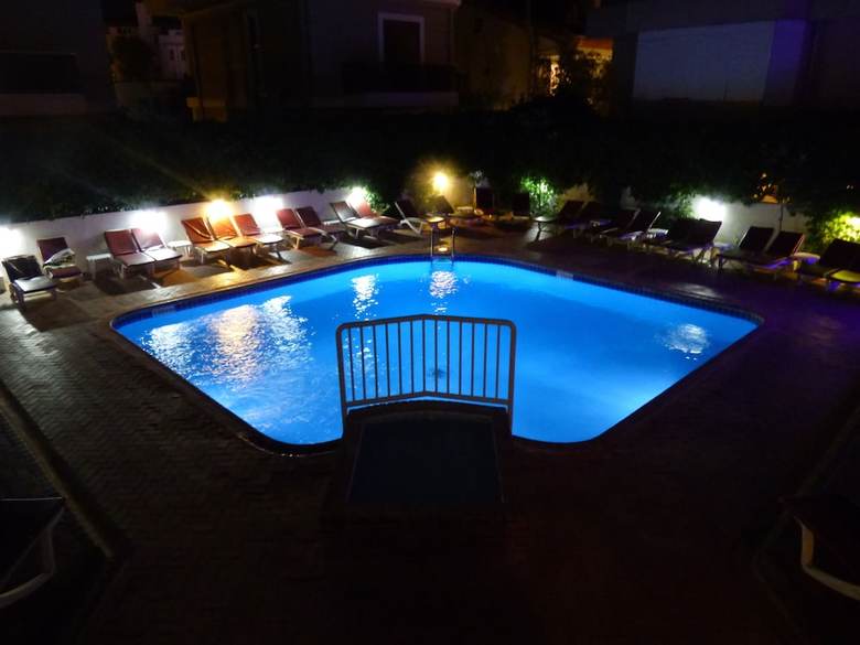 Avlu 4 Apart Hotel