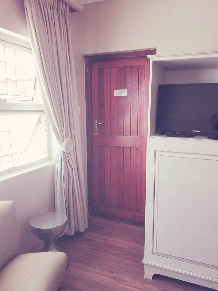 Paternoster Hotel