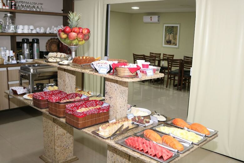 Wr Hotel