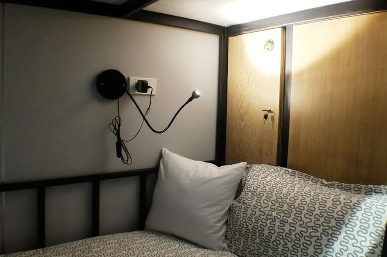 Hostal Pillow Land Onnut
