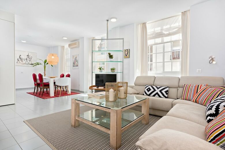 Iloftmalaga Apartamentos Souvir�n
