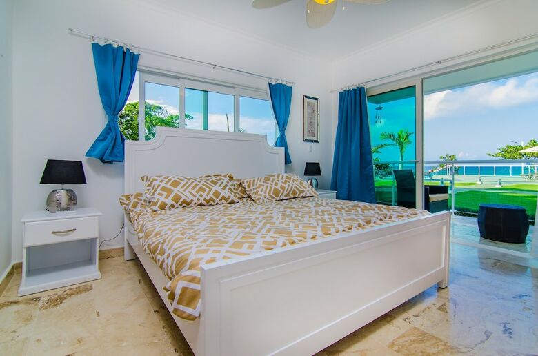 Apartamentos Condos At Bayrock 2