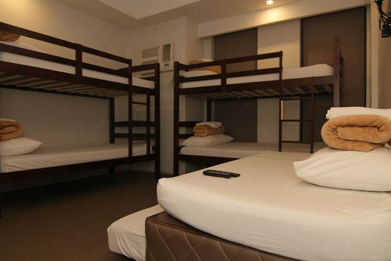 Mabolo Royal Hotel