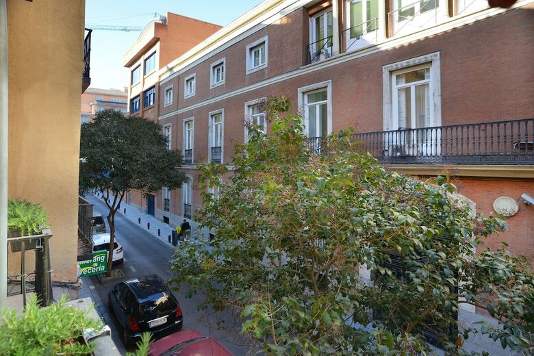 Aspasios San Mateo Boutique Apartments