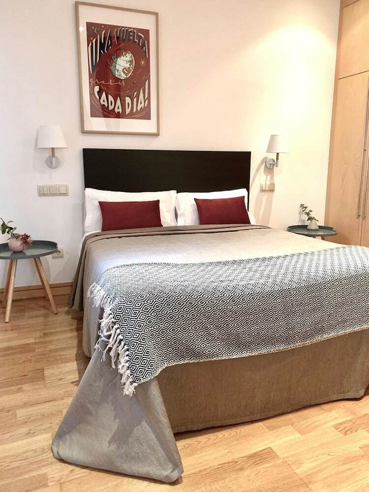 Aspasios San Mateo Boutique Apartments