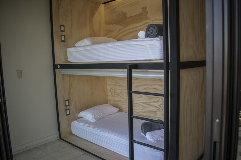 Hostal Fauna Luxury Hostel