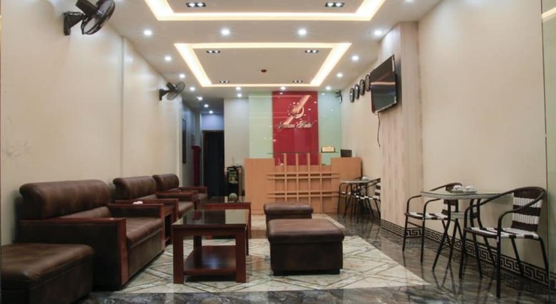 Jeanne Hotel