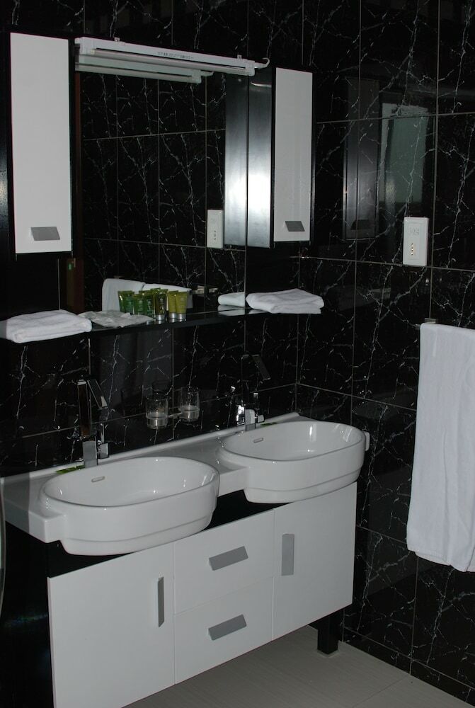 Aparthotel The Panari Residence