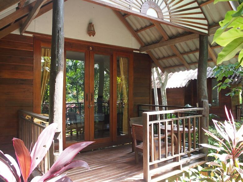 Hotel Lanta Happy Hill Resort