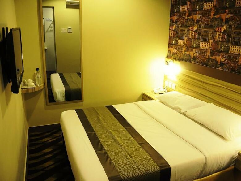 Victory City Hotel