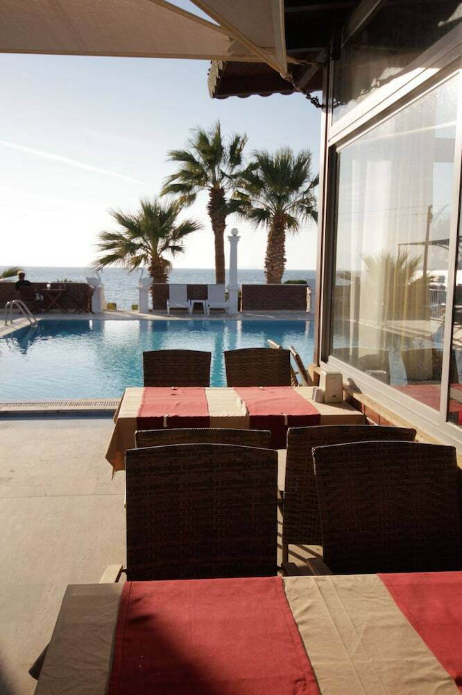 Sun And Sea Beach Hotel - All Inclusive