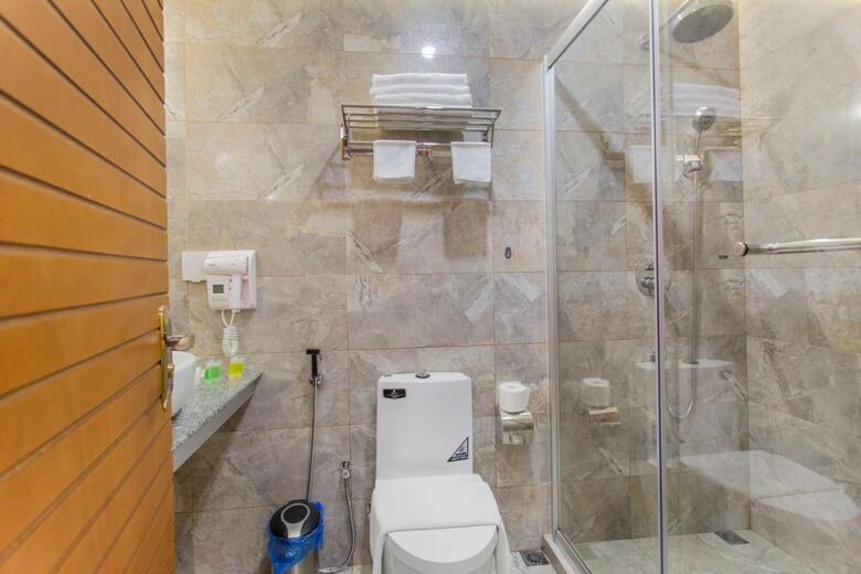 Hotel Kuredhi Beach Inn