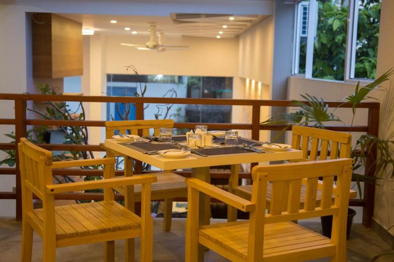 Hotel Kuredhi Beach Inn