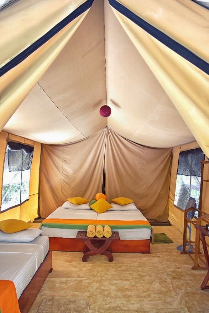 Hotel Wilderness Camping Yala