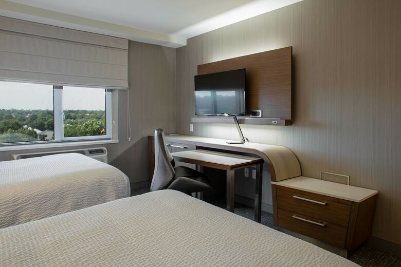 Hotel Courtyard By Marriott New York Queens/fresh Meadows