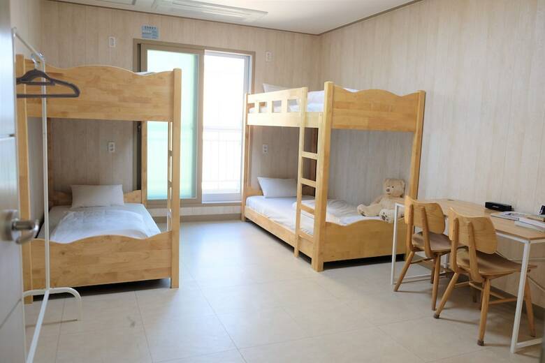 Hostal 1% Hostel