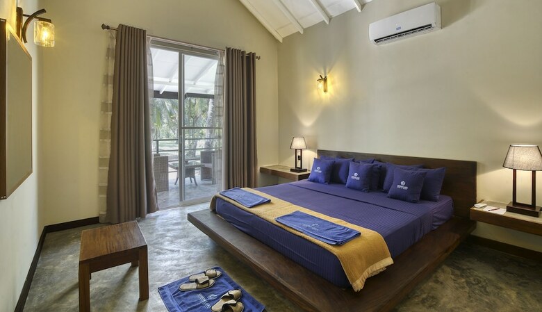 Hotel Athena Lake Boutique