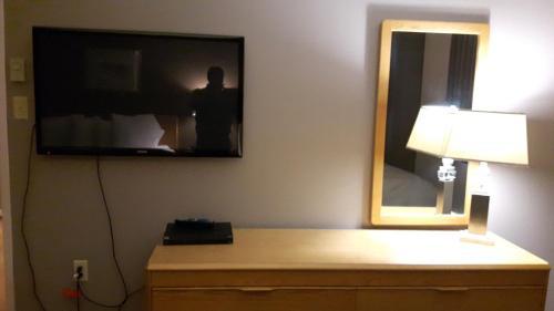 Motel Canway Inn & Suites