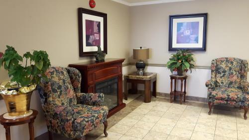 Motel Canway Inn & Suites