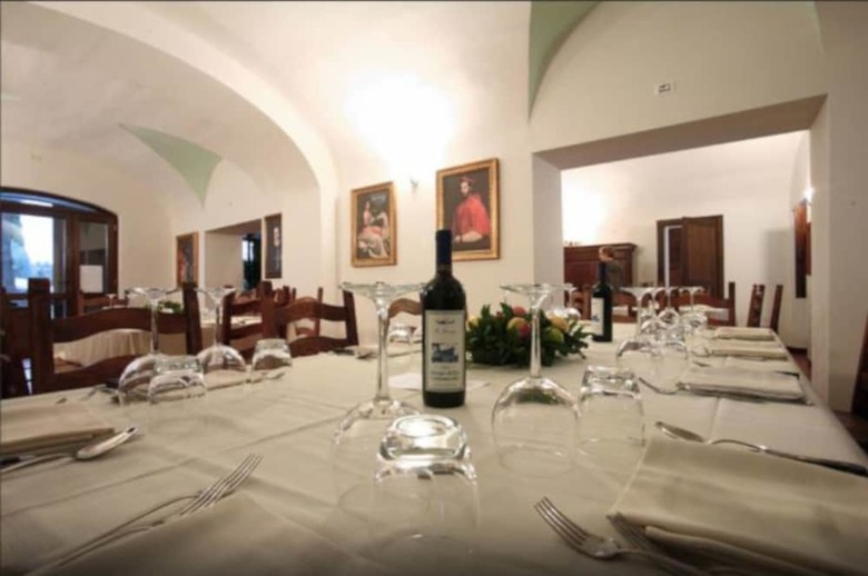 Agroturismo Antico Borgo La Commenda