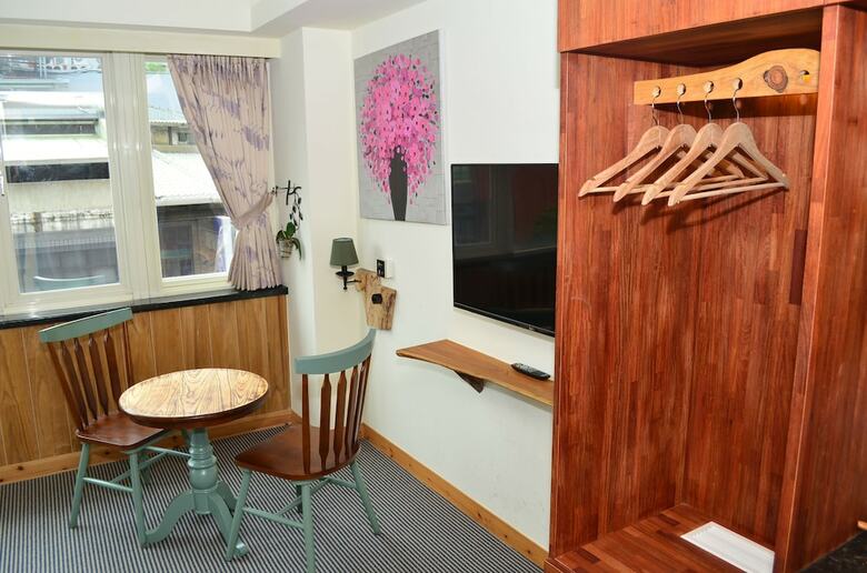 Hotel Amando Inn