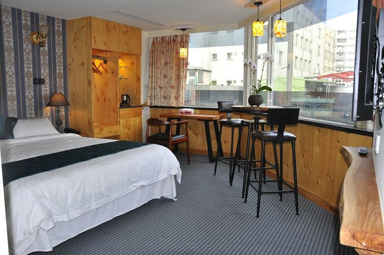 Hotel Amando Inn