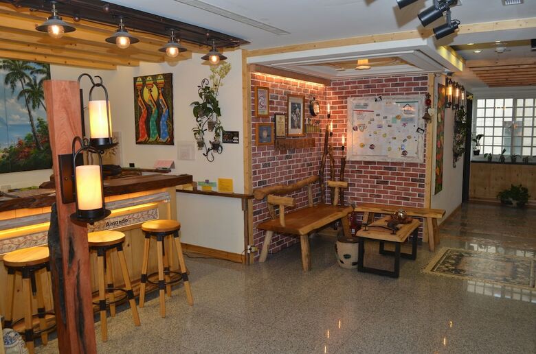 Hotel Amando Inn