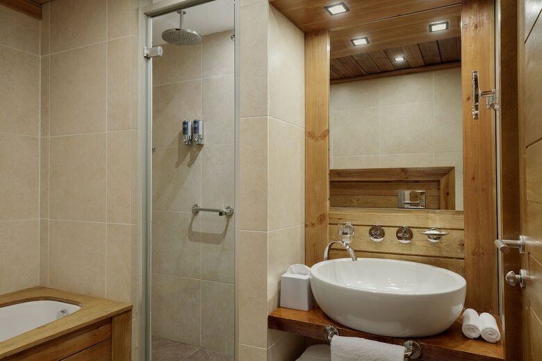 Hotel Four Points By Sheraton Kolasin