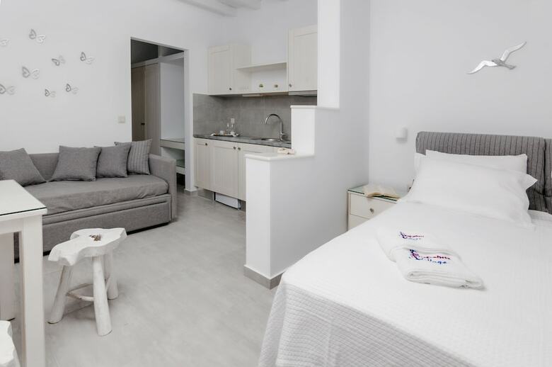 Aparthotel Skopelitis Village