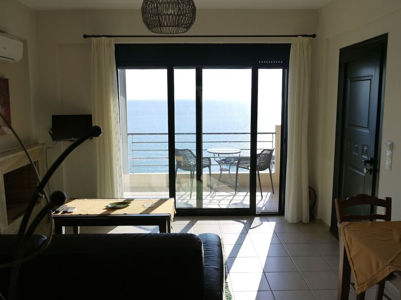 Portela Apartments Kastri