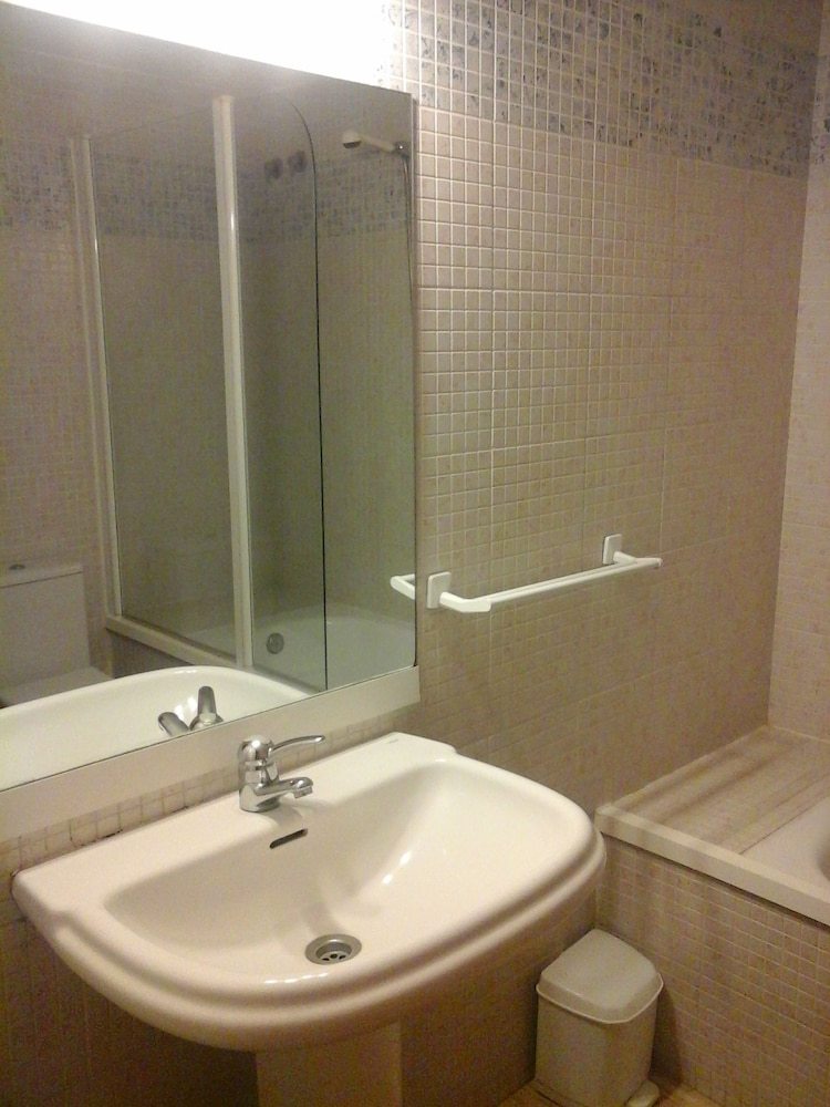 Castel Apartments