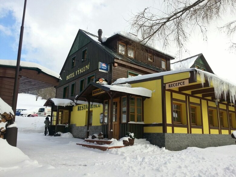 Hotel V�slun�