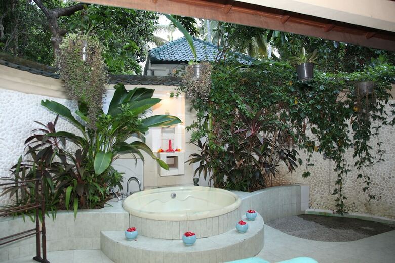 Hotel Felicianas Resort