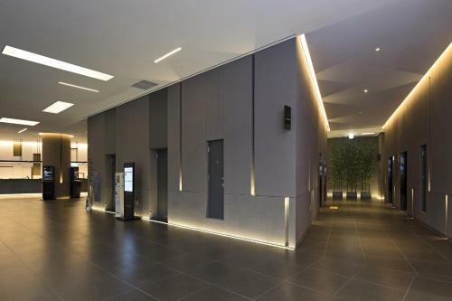 Nine Tree Premier Hotel Myeongdong 2