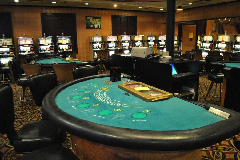 Diamondjacks Casino & Hotel