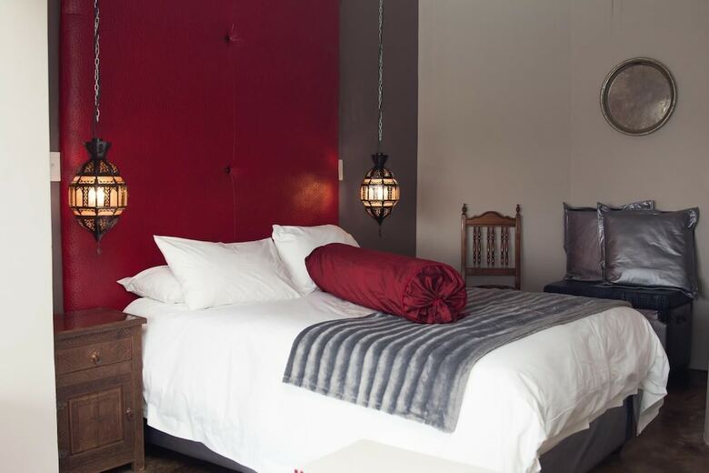 Hotel Annies House Romantic Getaway