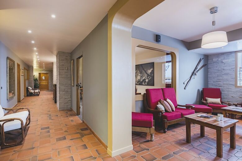 Hotel H�tel Les Arolles