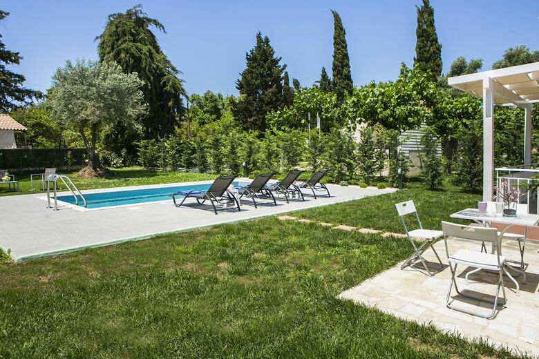 Apartamentos Cypress Garden Villas