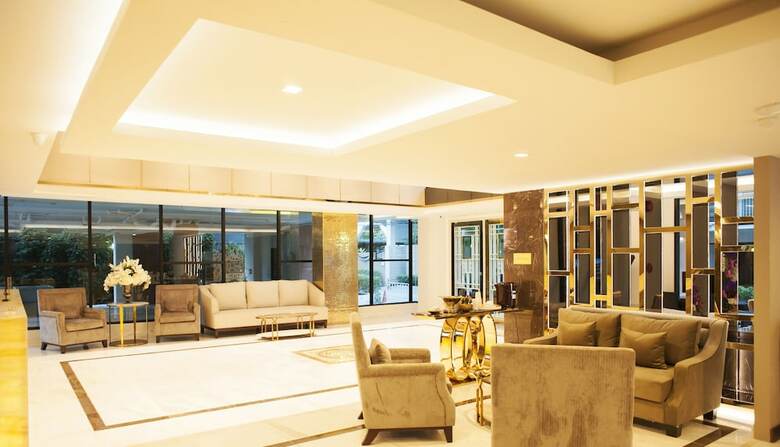 Hope Land Hotel Sukhumvit 8