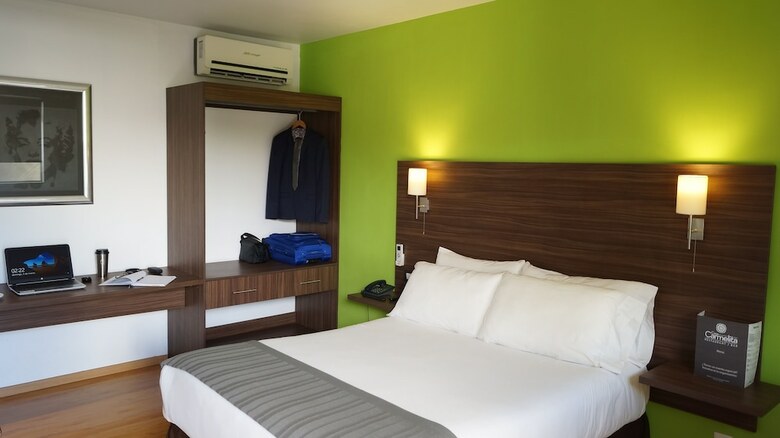 El Hotel Business Class