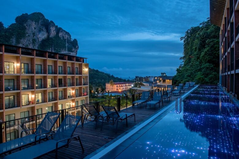 Hotel Sugar Marina Resort - Cliff Hanger Aonang