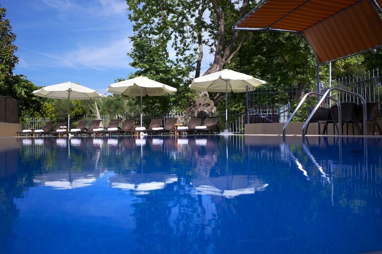 Aparthotel 4 You Hotel