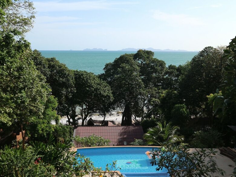 Hotel Koh Jum Ocean Beach Resort