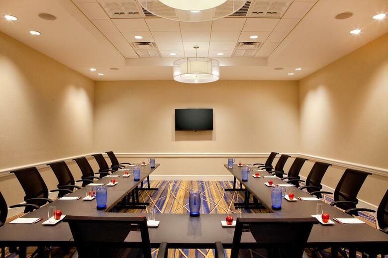 Hotel Boston Marriott Burlington