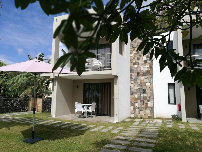 Aparthotel Valmarin Seafront Apartments