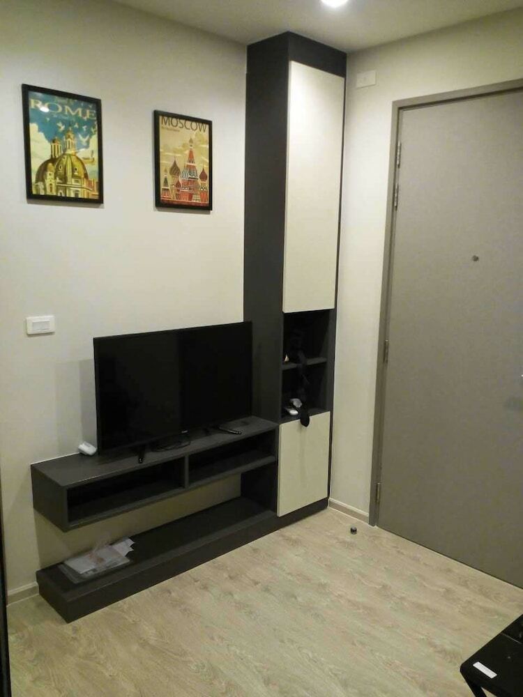 Apartamentos Pattaya Central Sea View Pool Suite