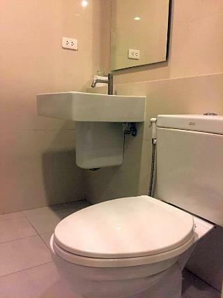 Apartamentos Pattaya Central Sea View Pool Suite